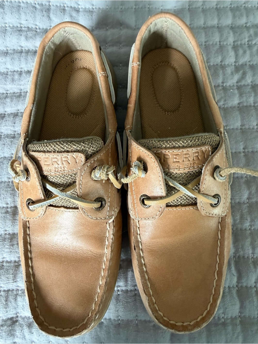 Sperry Women’s Tan Leather Boat Shoes